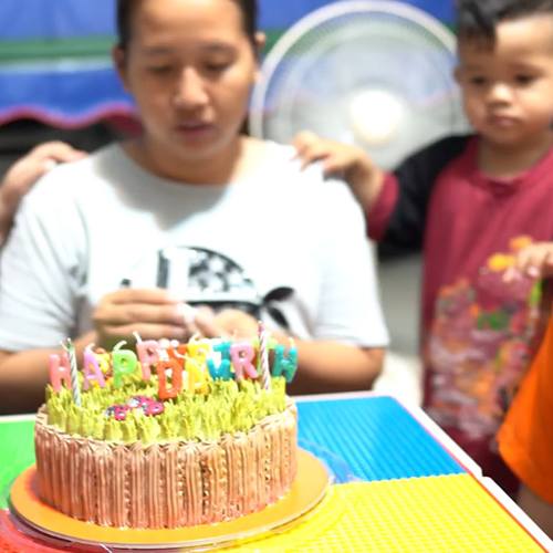 เพลง happy birthday song By KidsMeSong